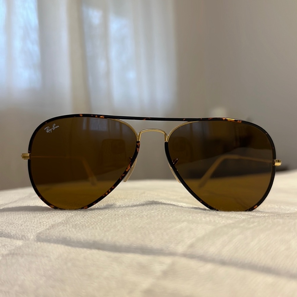 Ray Ban aviator glasses